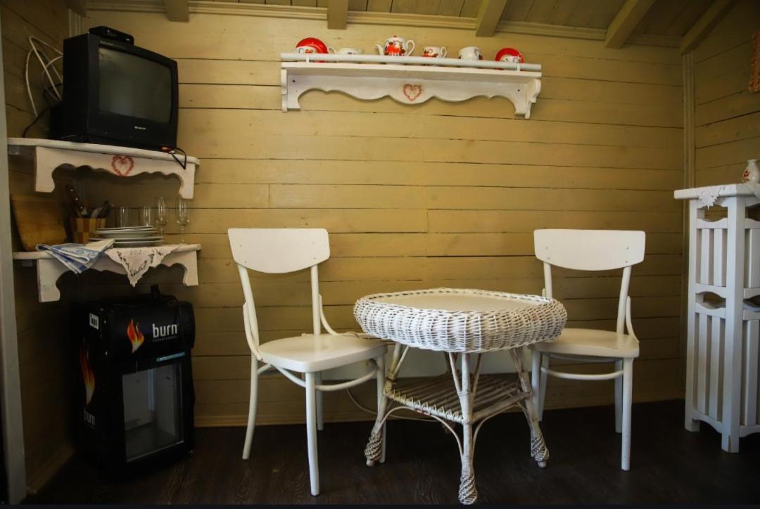 Pastoral Glamping Hotel Velikiy Les ภายนอก รูปภาพ