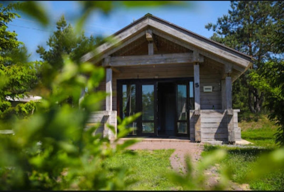 Pastoral Glamping Hotel Velikiy Les ภายนอก รูปภาพ